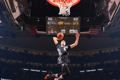 生死时速，女子赛车巅峰对决 伊莎贝拉险胜卫冕冠军加冕新王